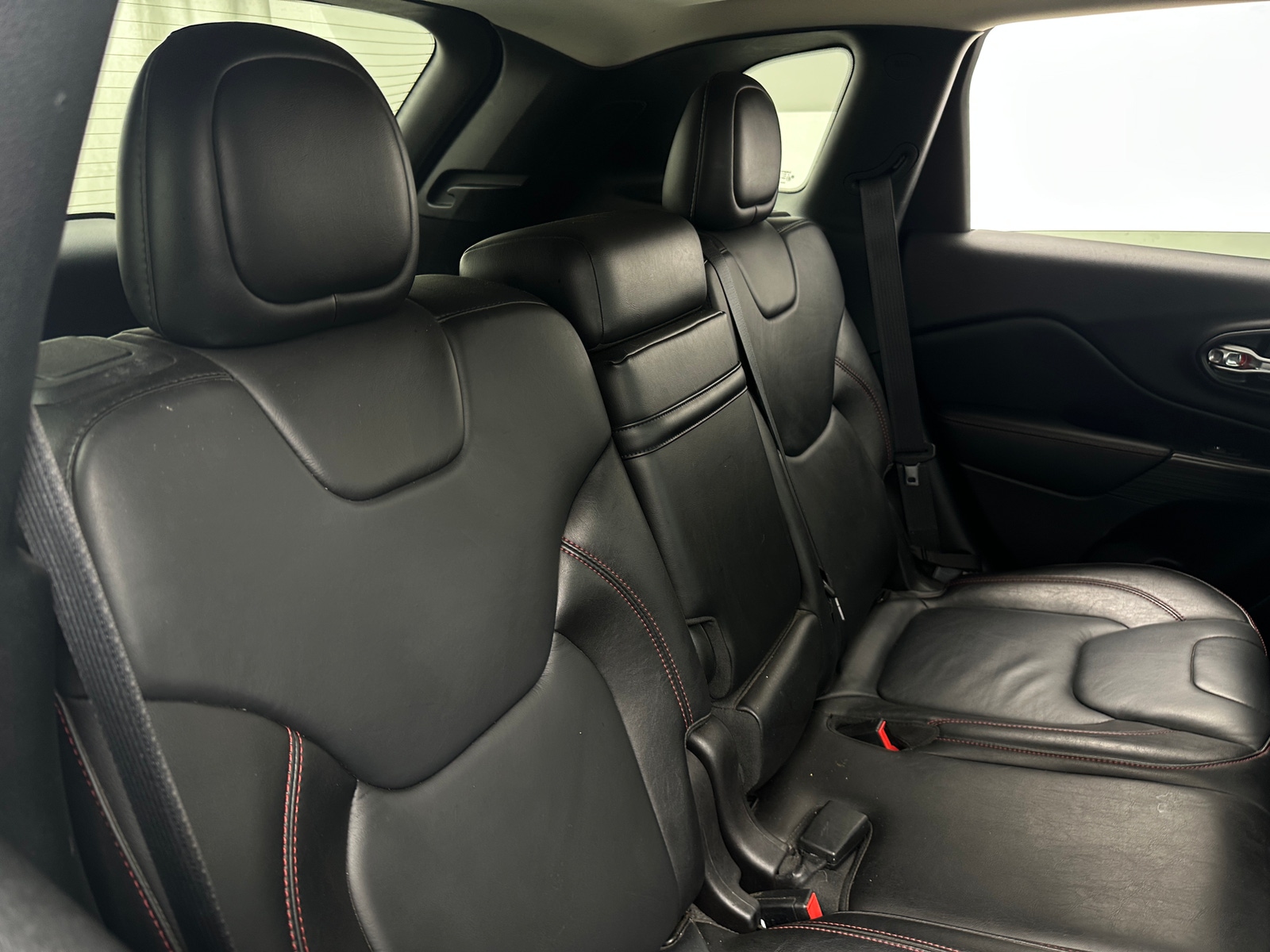 Thumbnail: 2015 Jeep Cherokee - 5