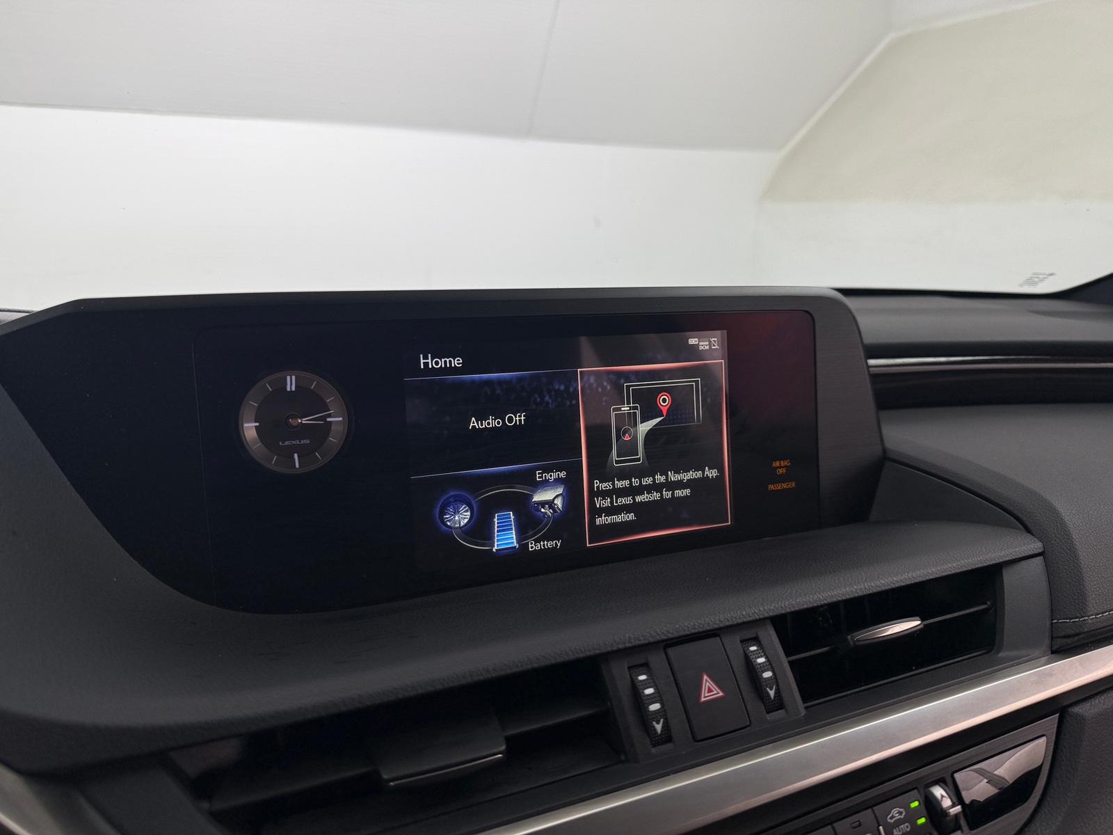 Thumbnail: 2021 Lexus ES - 3