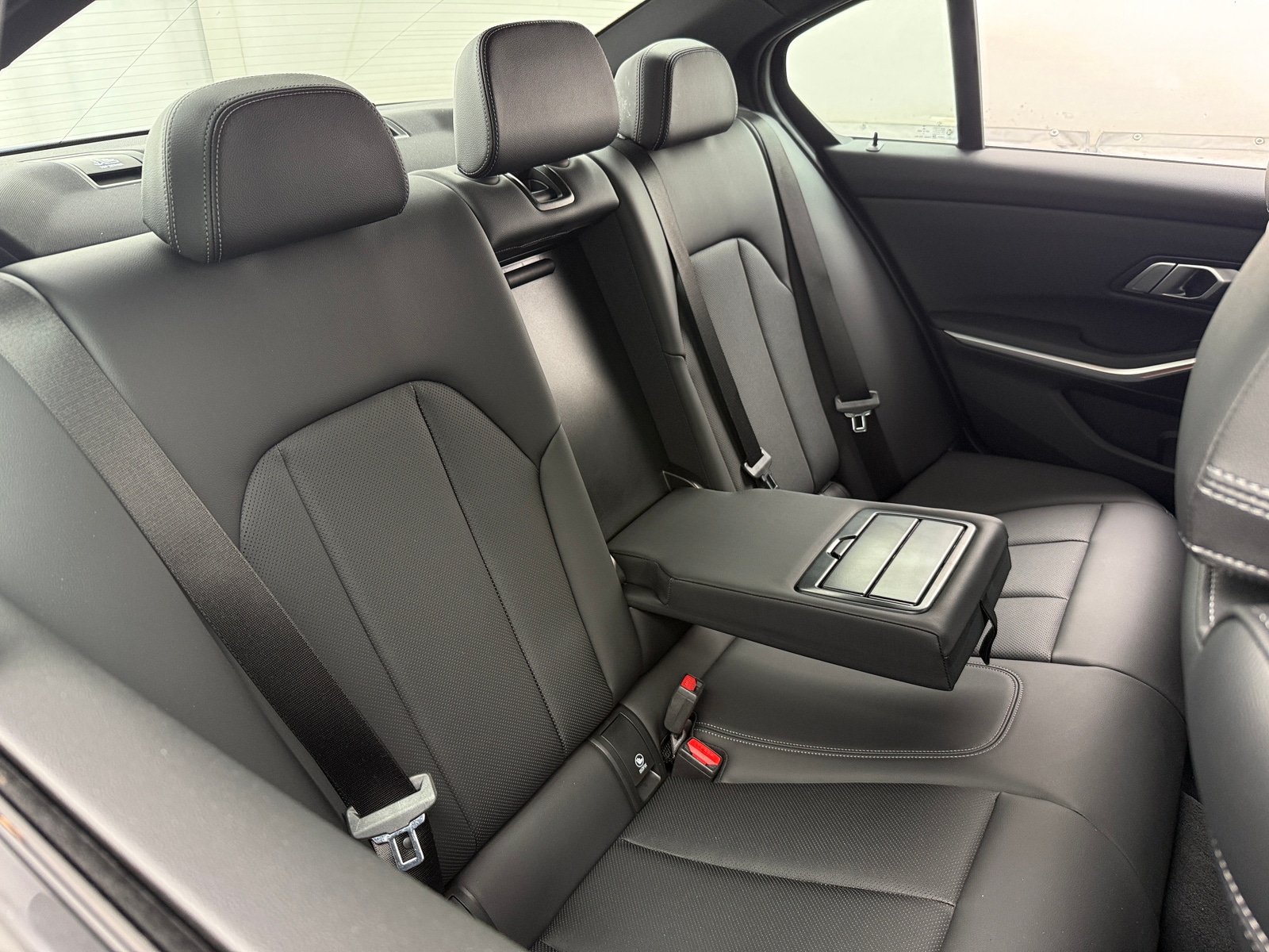 Thumbnail: 2022 BMW 3 Series - 5