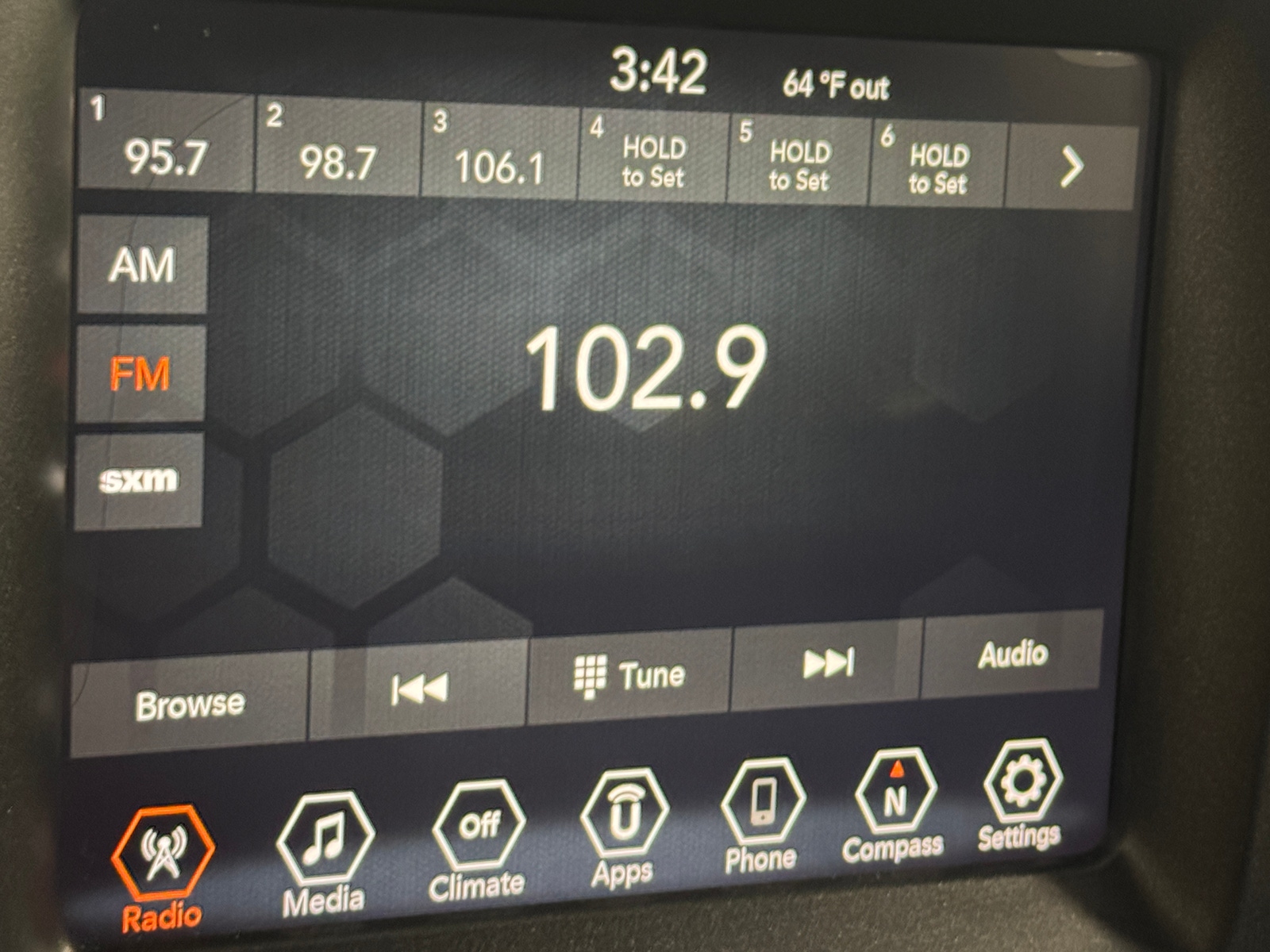 Thumbnail: 2021 Jeep Compass - 4