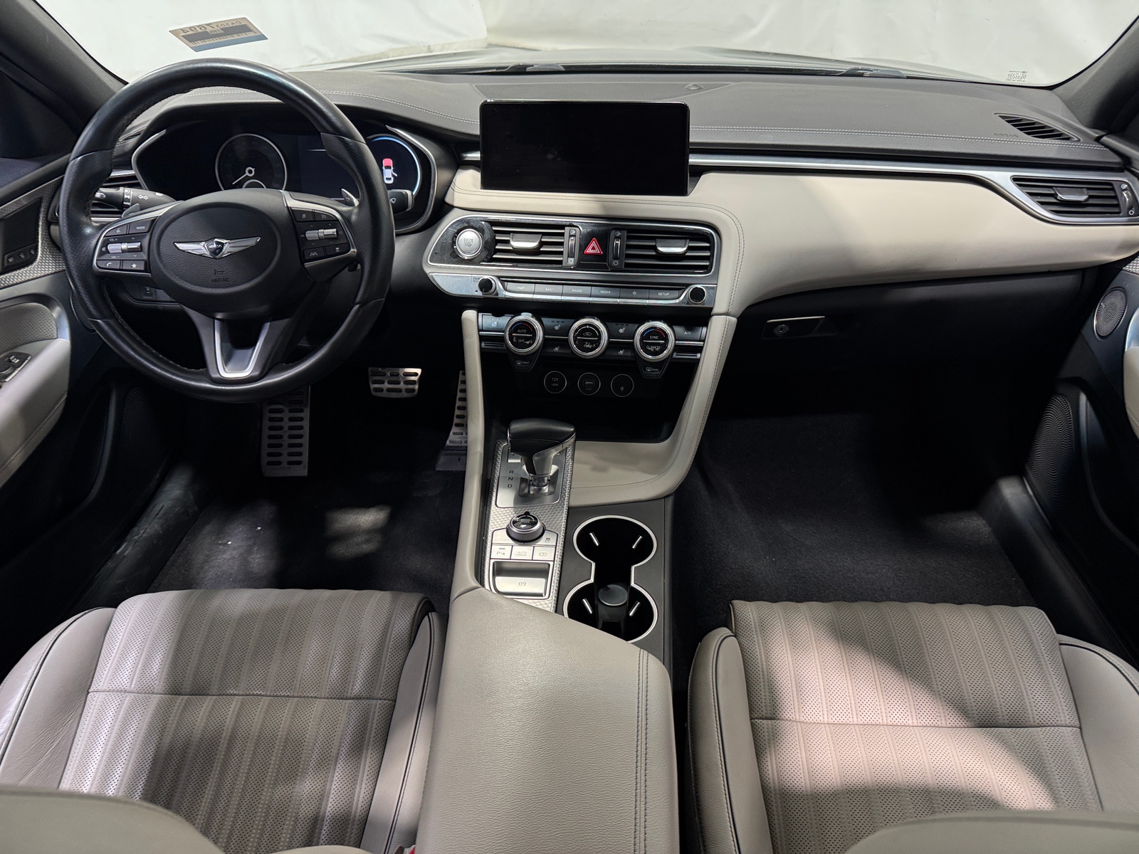 Thumbnail: 2022 Genesis G70 - 3