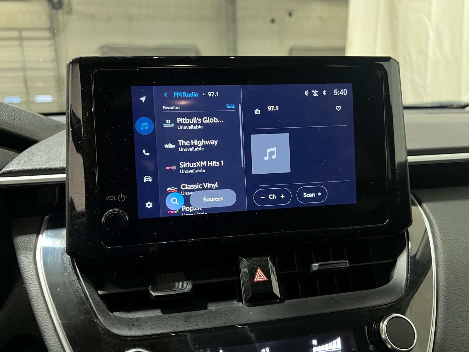 Thumbnail: 2025 Toyota Corolla Cross - 4