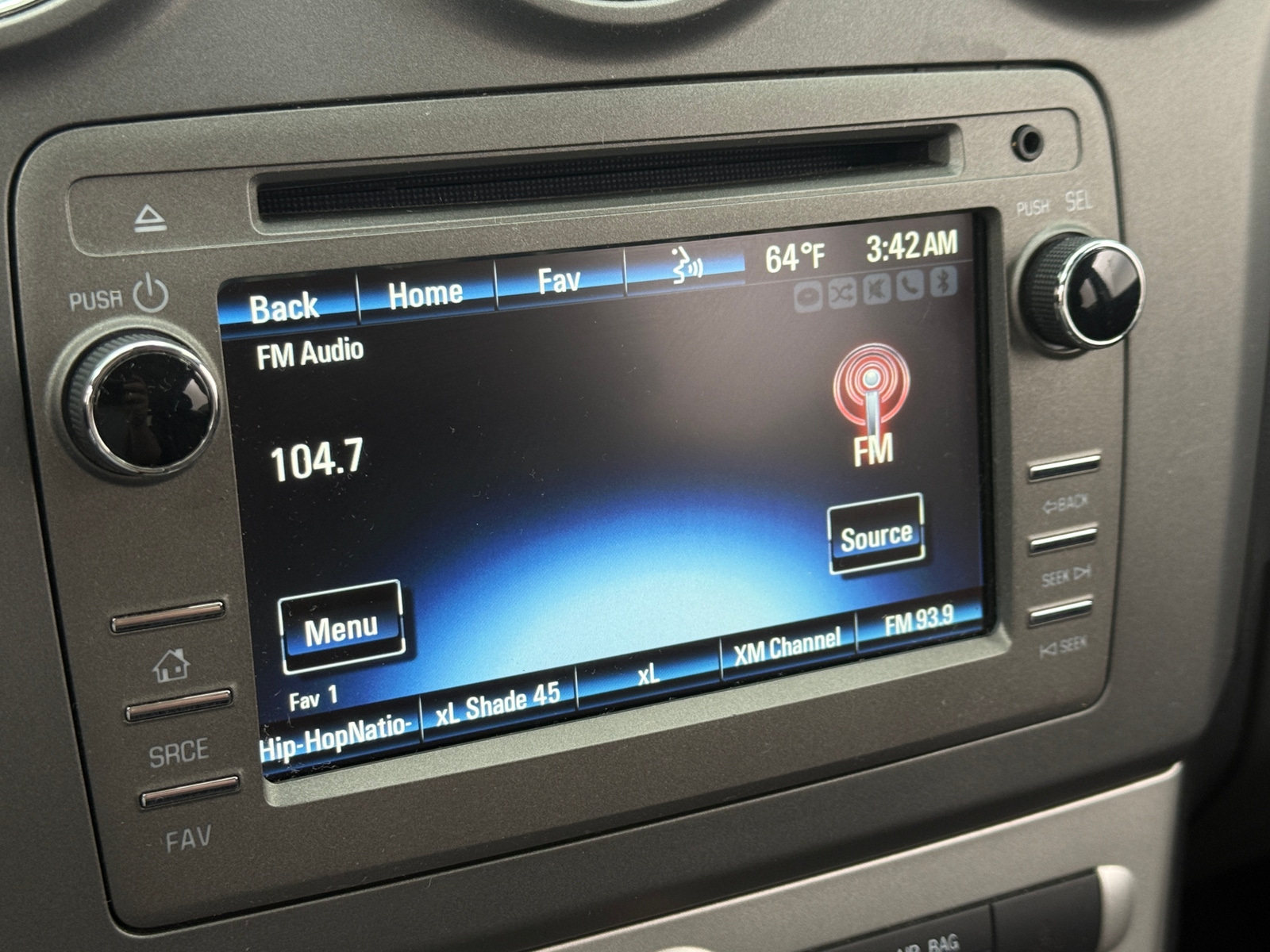 Thumbnail: 2014 Chevrolet Captiva Sport - 3