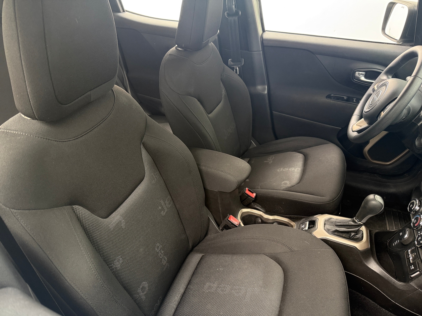 Thumbnail: 2017 Jeep Renegade - 2