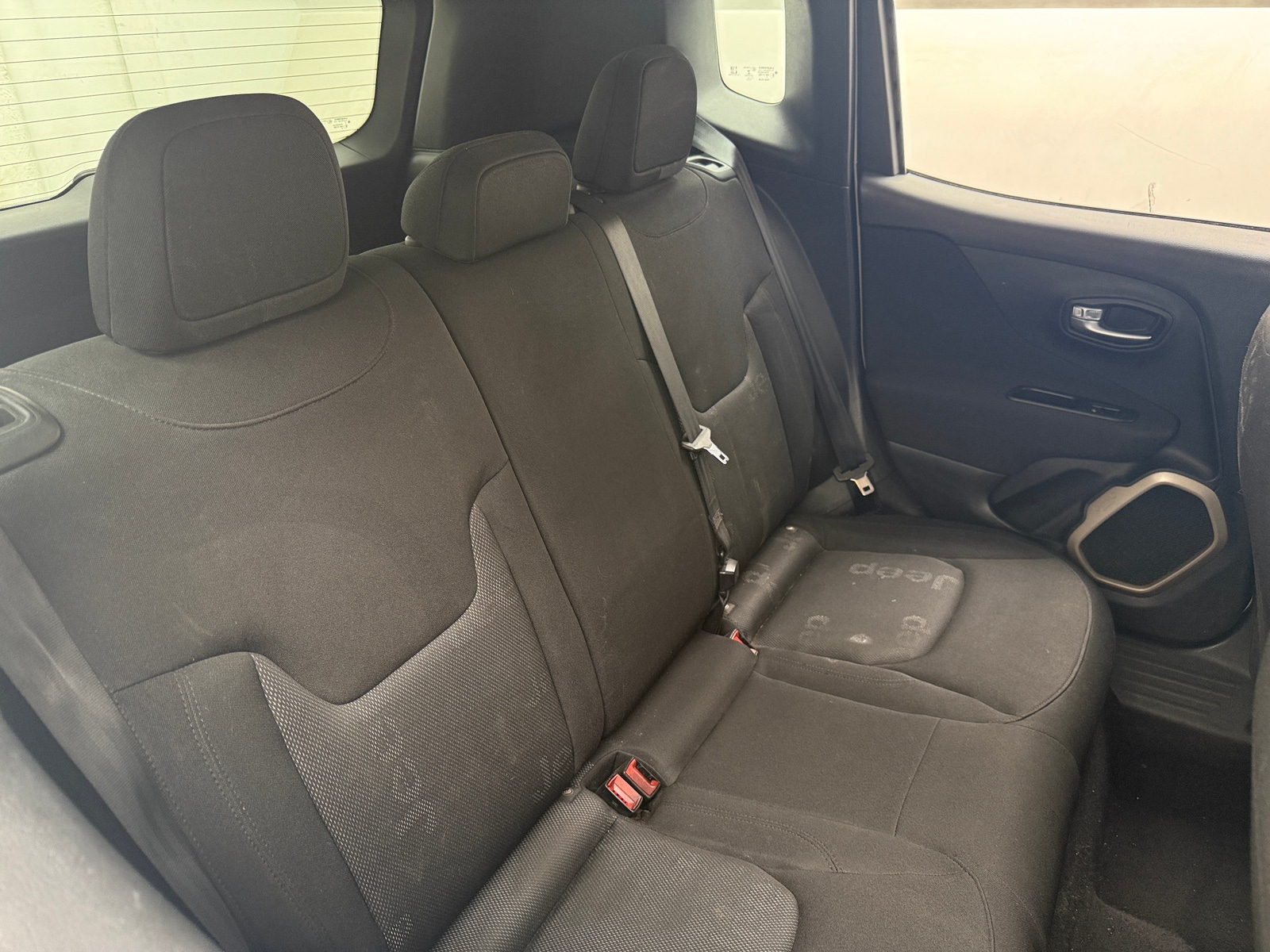 Thumbnail: 2017 Jeep Renegade - 6