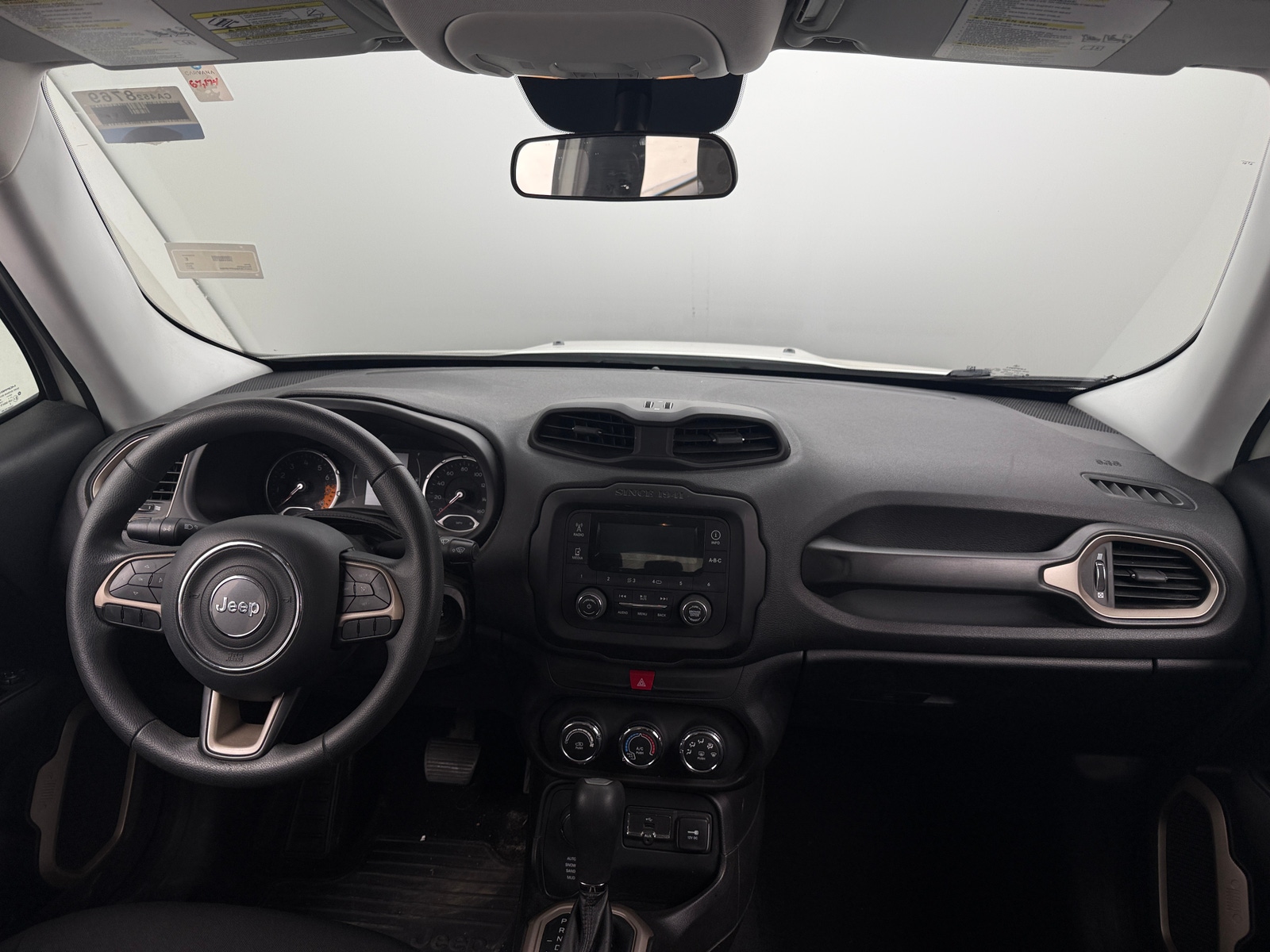 Thumbnail: 2017 Jeep Renegade - 3