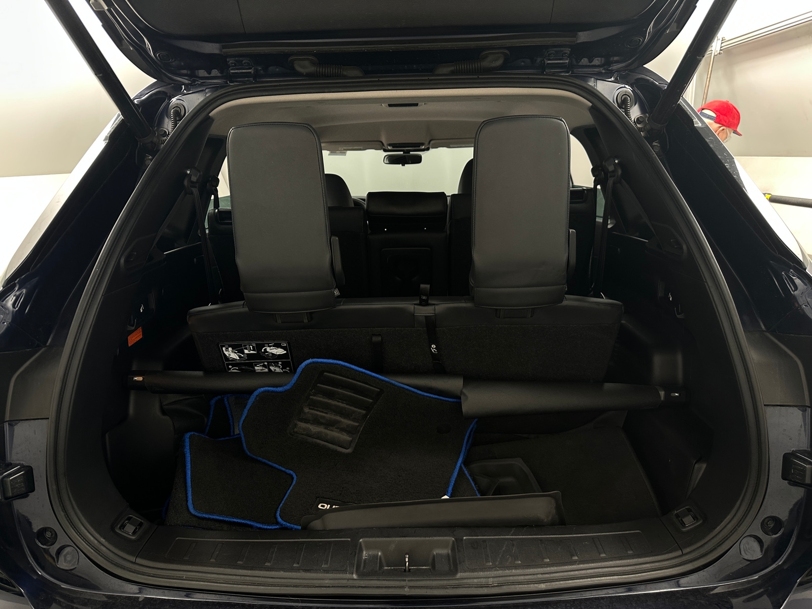 Thumbnail: 2023 Mitsubishi Outlander - 7