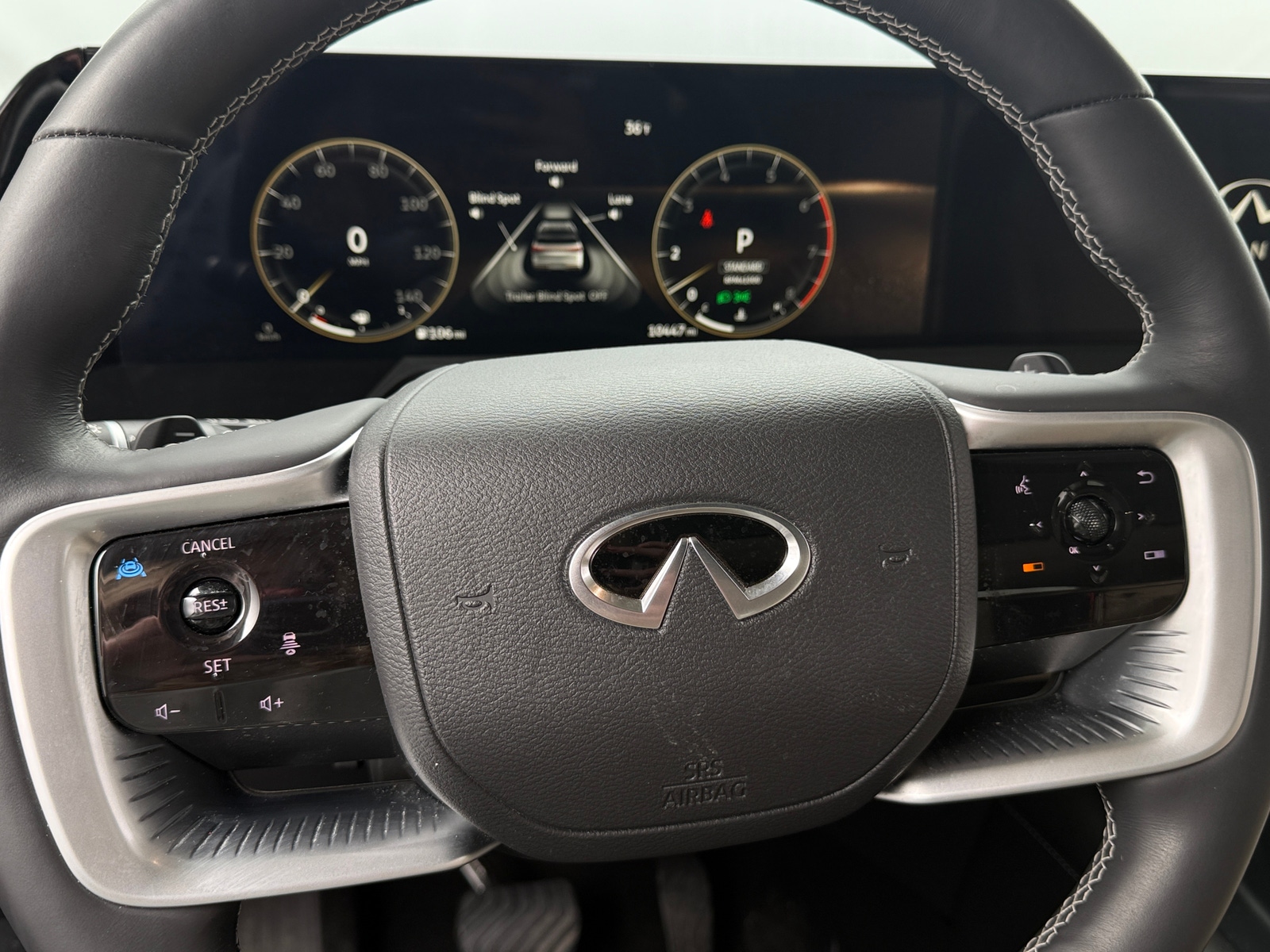 Thumbnail: 2025 INFINITI QX80 - 4