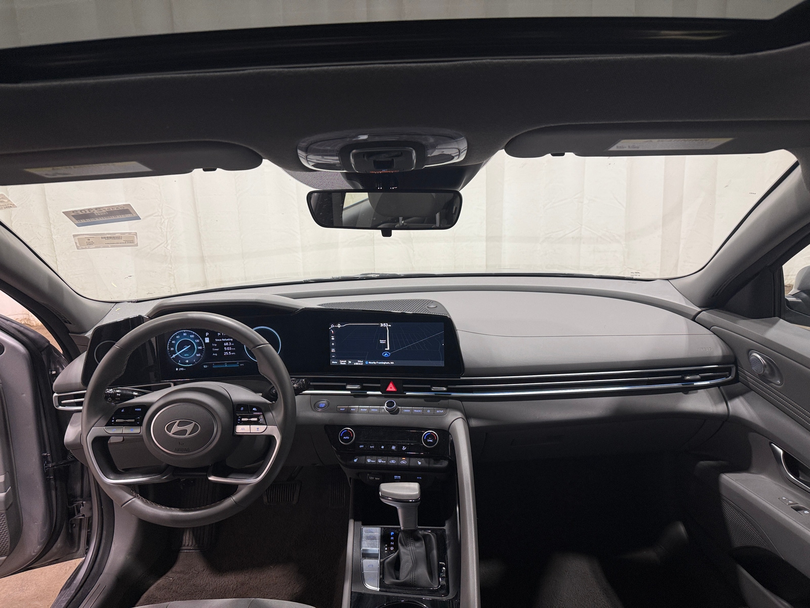 Thumbnail: 2025 Hyundai Elantra - 3