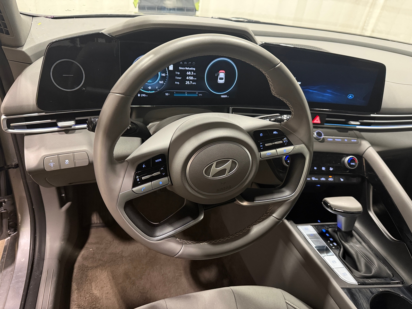 Thumbnail: 2025 Hyundai Elantra - 5