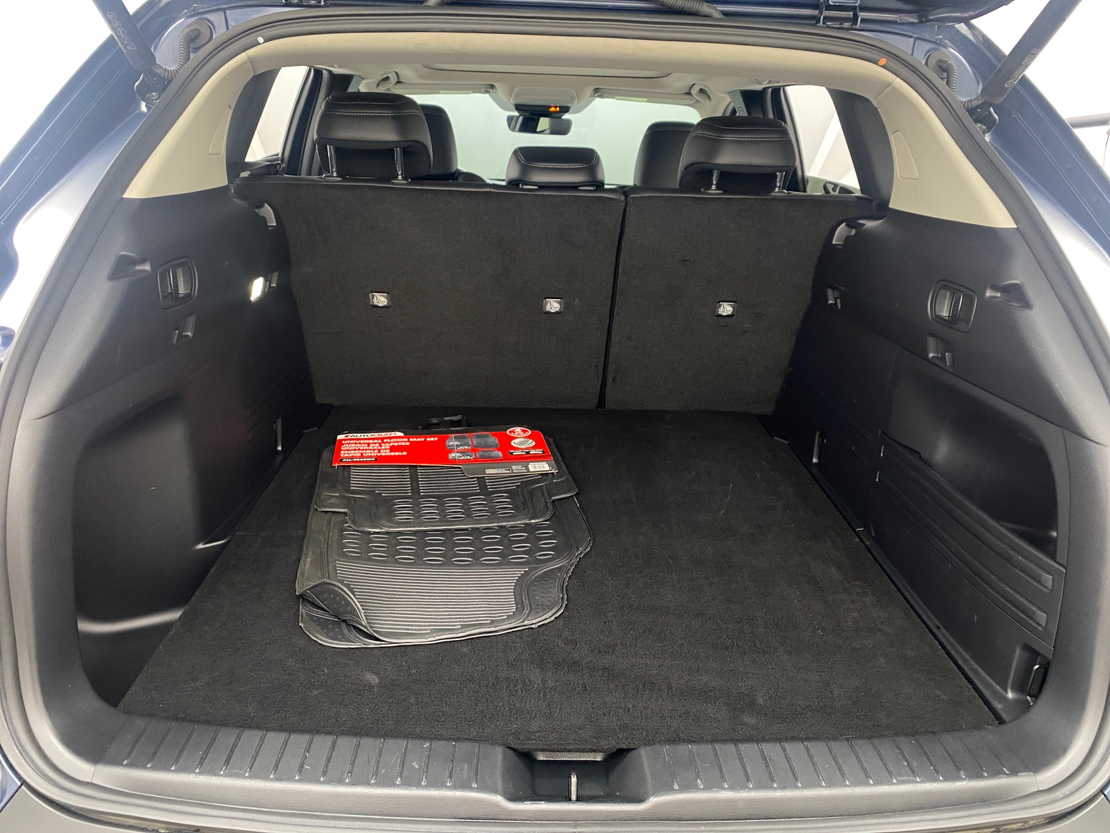 Thumbnail: 2025 Mazda CX-50 - 6