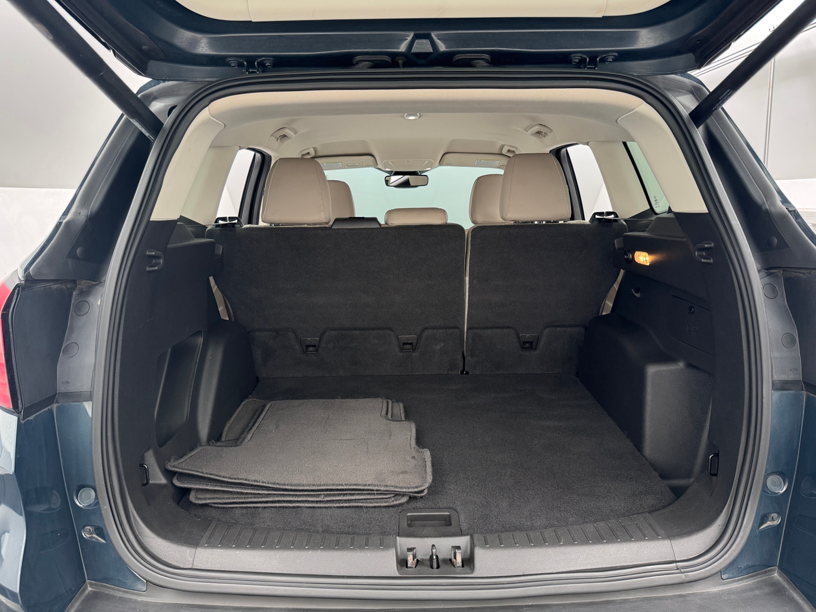 Thumbnail: 2019 Ford Escape - 6