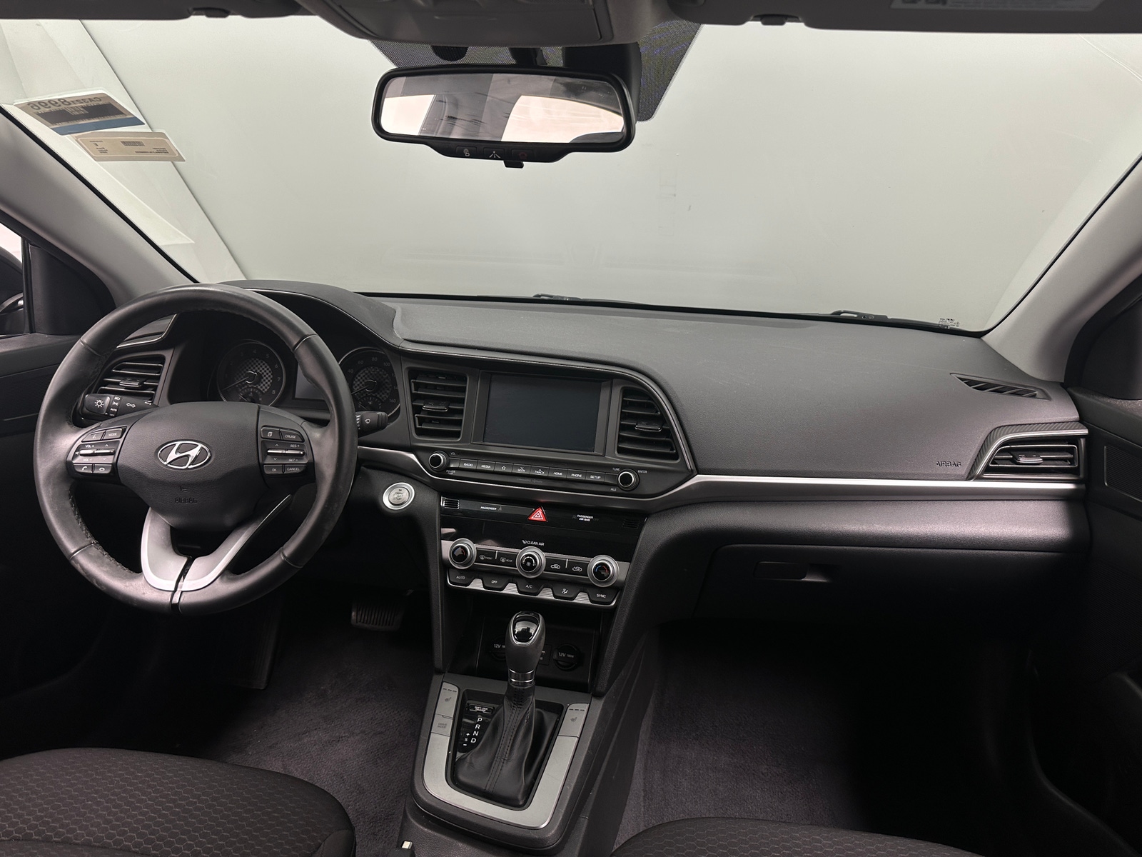 Thumbnail: 2020 Hyundai Elantra - 3