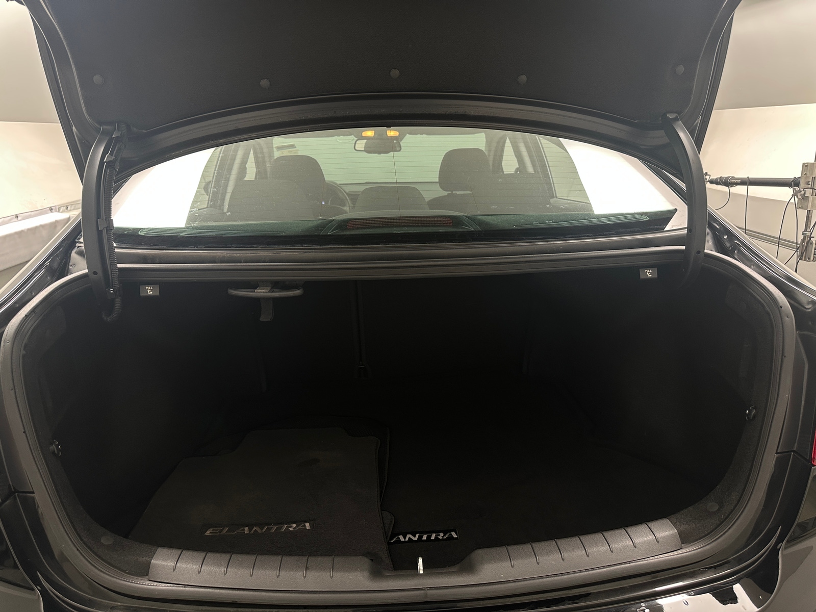 Thumbnail: 2020 Hyundai Elantra - 7