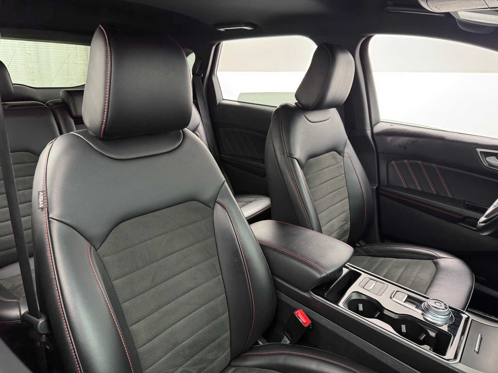 Thumbnail: 2020 Ford Edge - 2