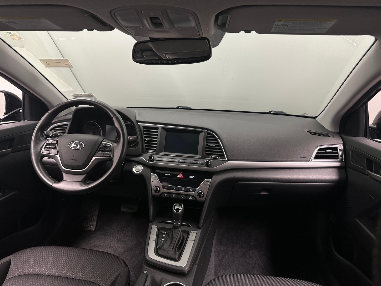 Thumbnail: 2018 Hyundai Elantra - 3