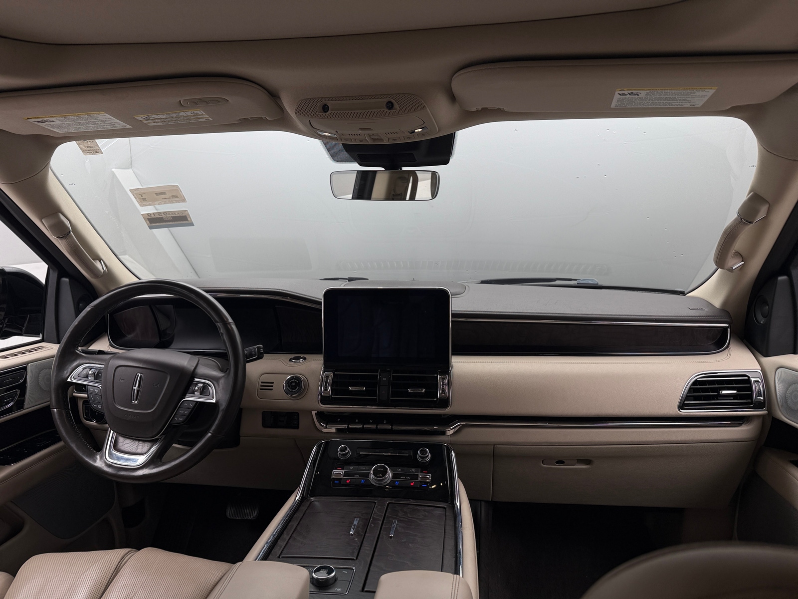 Thumbnail: 2018 Lincoln Navigator L - 2