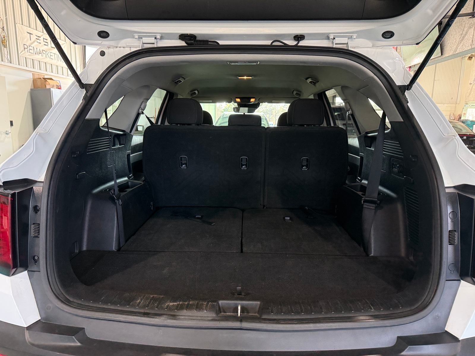 Thumbnail: 2023 Kia Sorento - 7