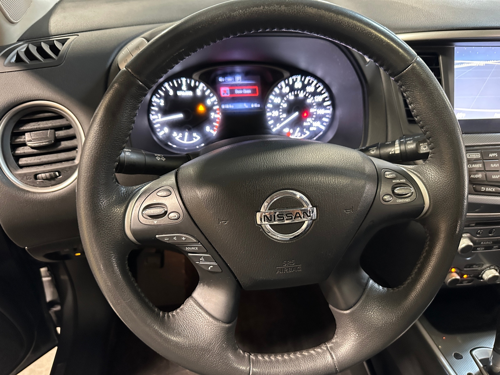 Thumbnail: 2017 Nissan Pathfinder - 4