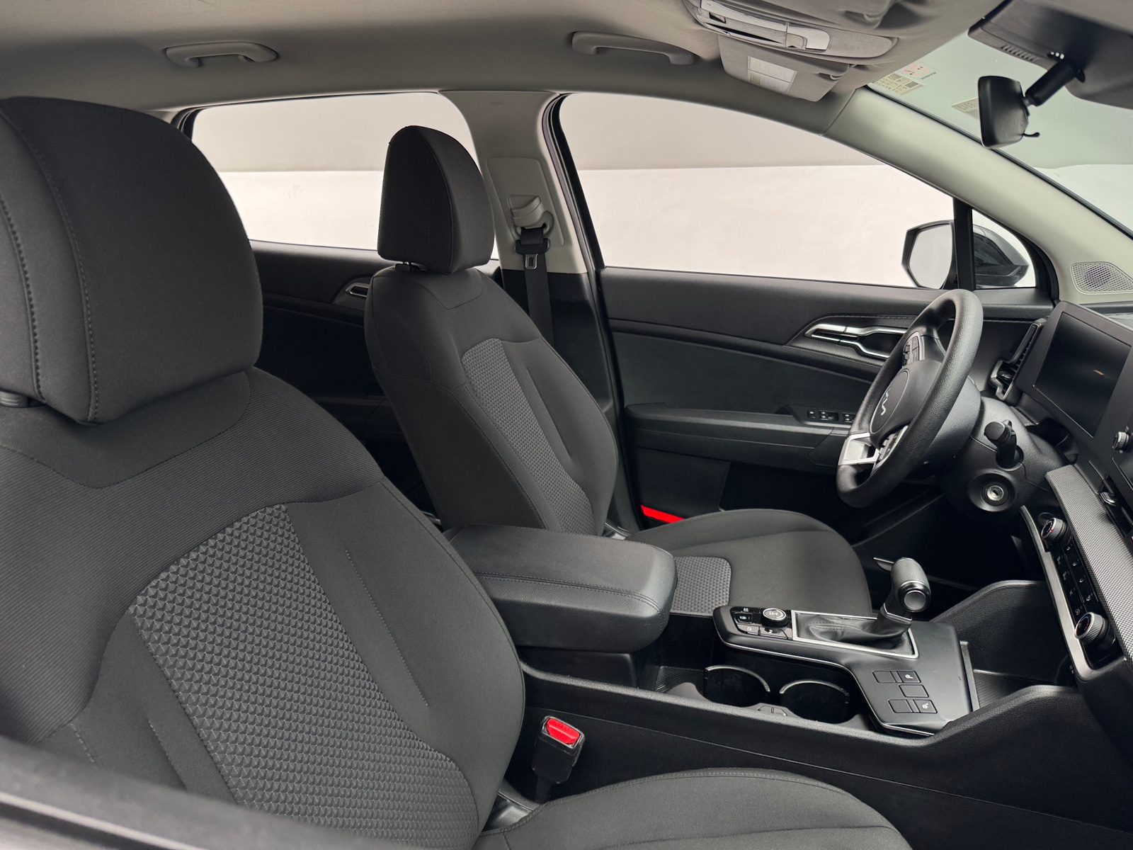 Thumbnail: 2025 Kia Sportage - 2
