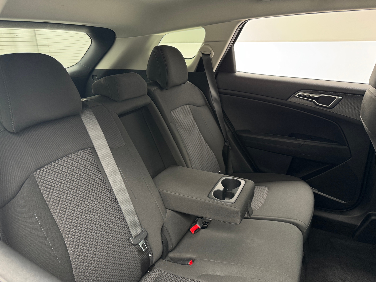 Thumbnail: 2025 Kia Sportage - 6