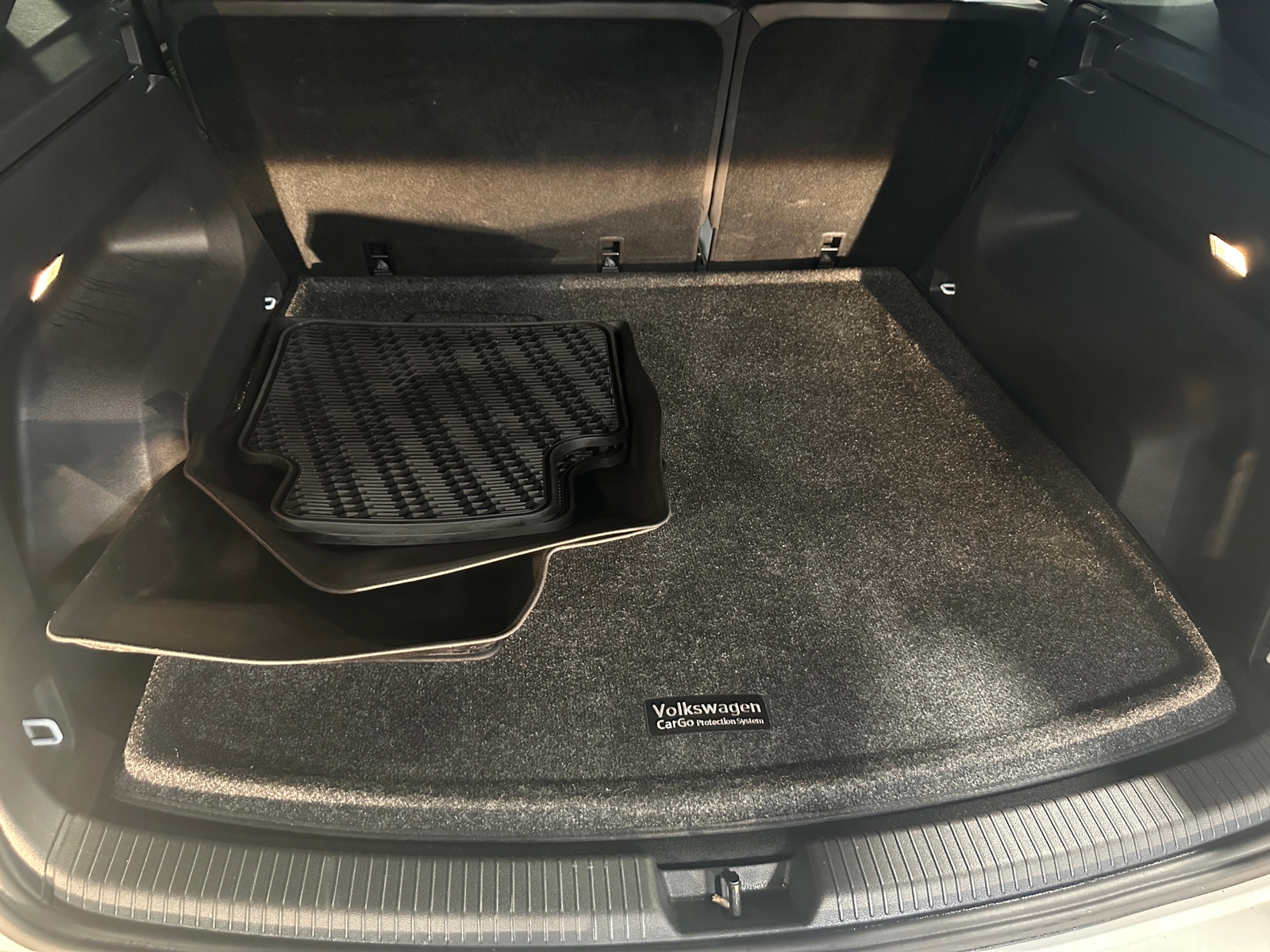 Thumbnail: 2023 Volkswagen Atlas - 6