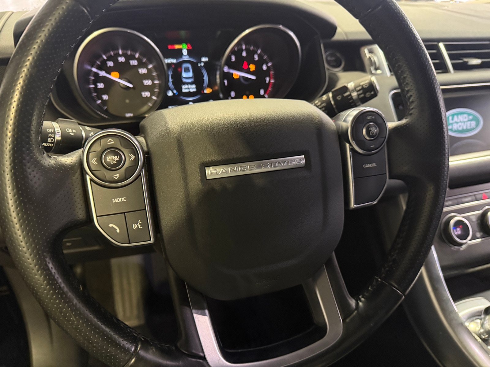 Thumbnail: 2016 Land Rover Range Rover Sport - 4