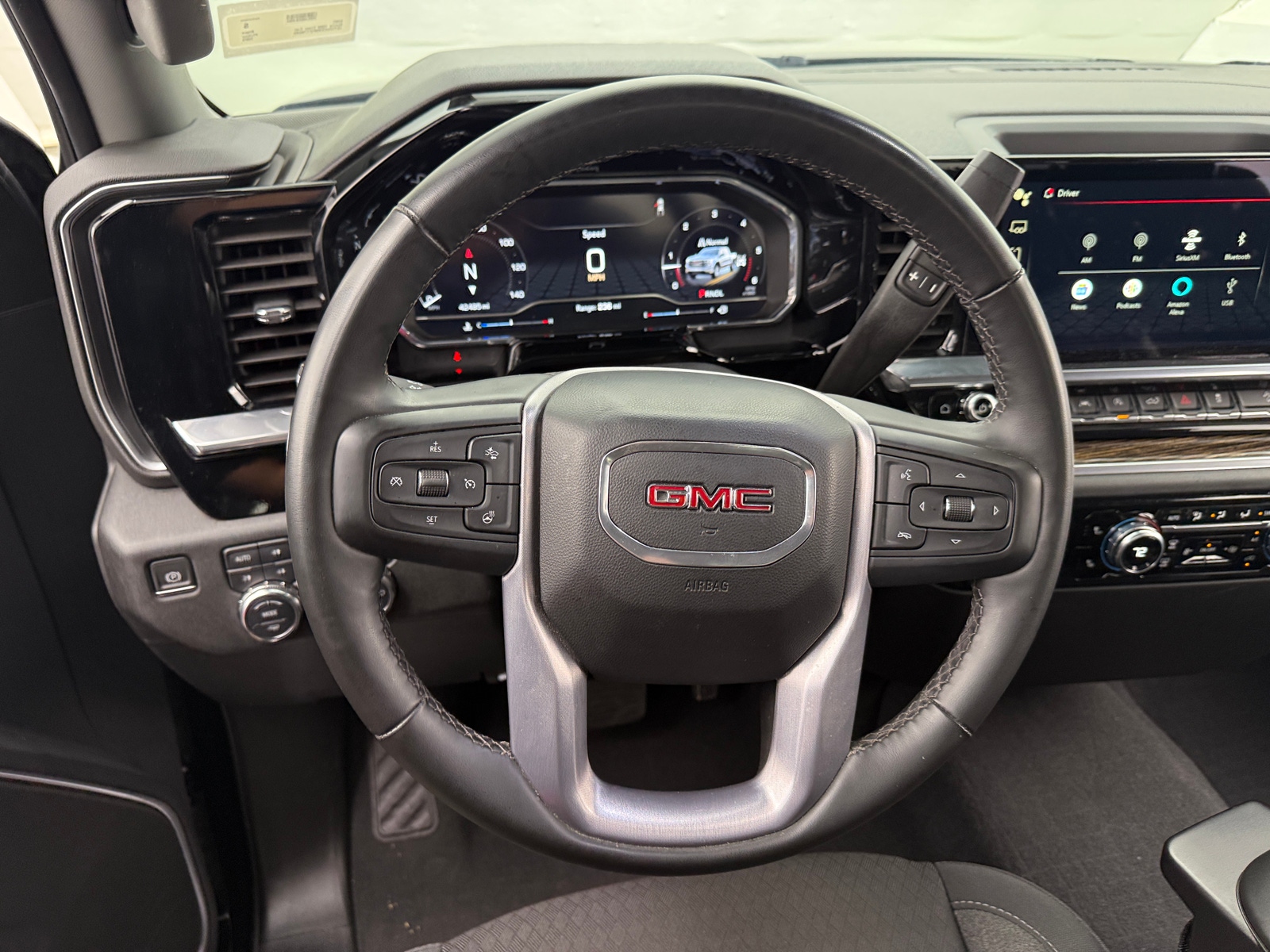 Thumbnail: 2024 GMC Sierra 1500 - 5