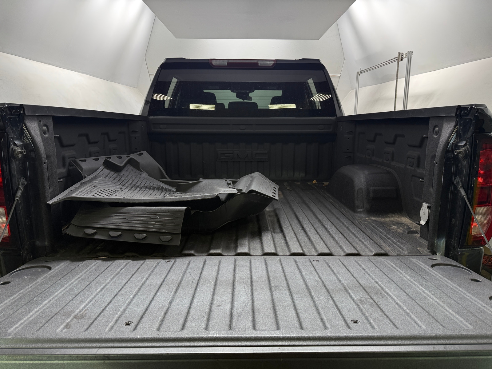 Thumbnail: 2024 GMC Sierra 1500 - 7