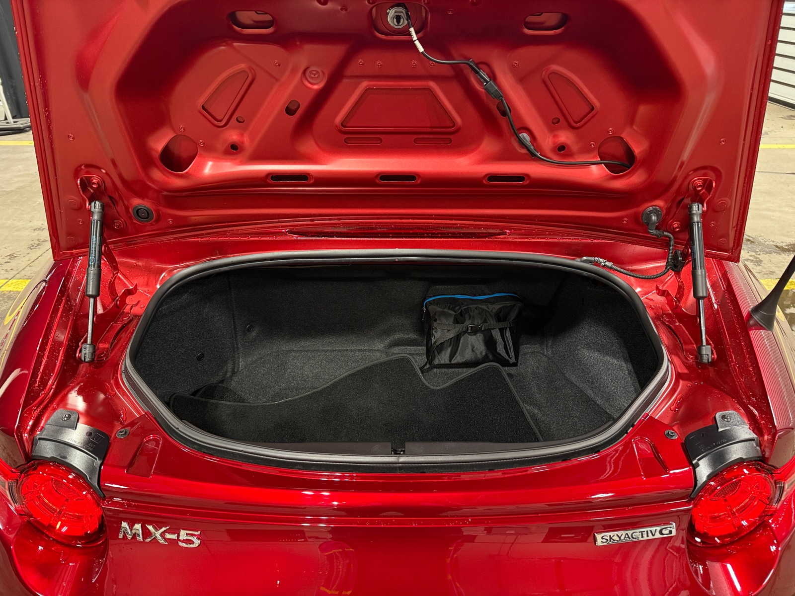 Thumbnail: 2023 Mazda MX-5 Miata - 5