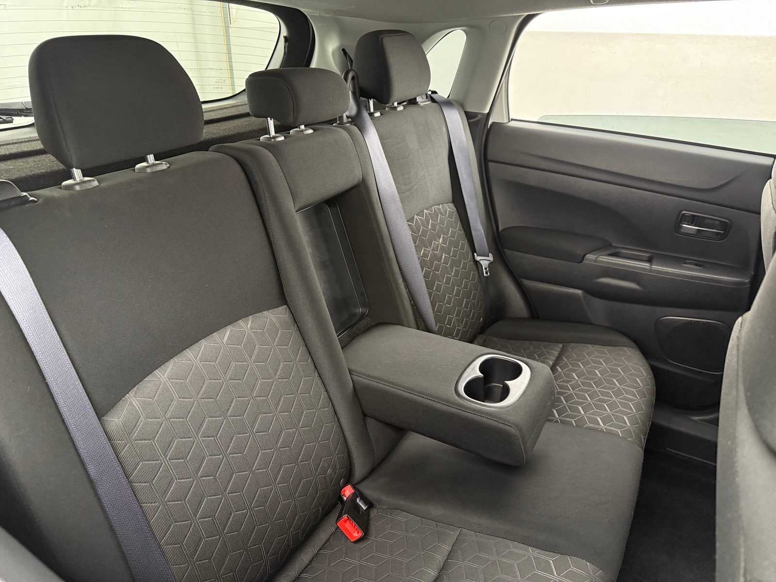 Thumbnail: 2021 Mitsubishi Outlander Sport - 6