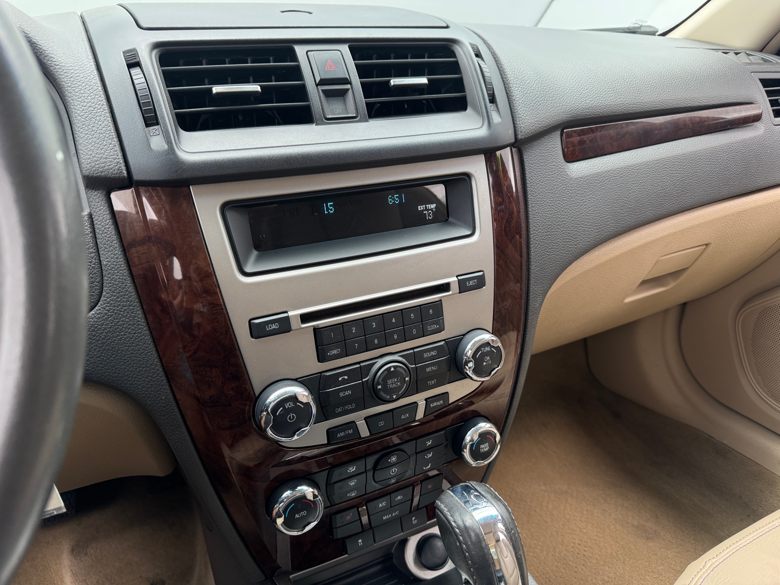 Thumbnail: 2010 Ford Fusion - 3