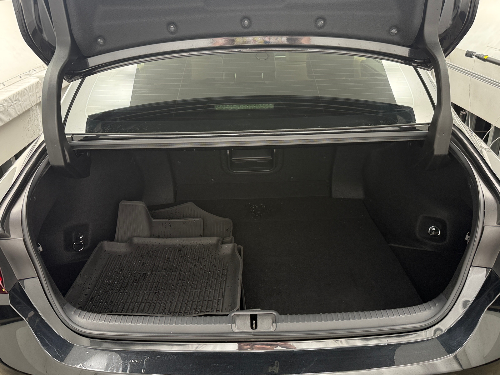 Thumbnail: 2021 Lexus ES - 6