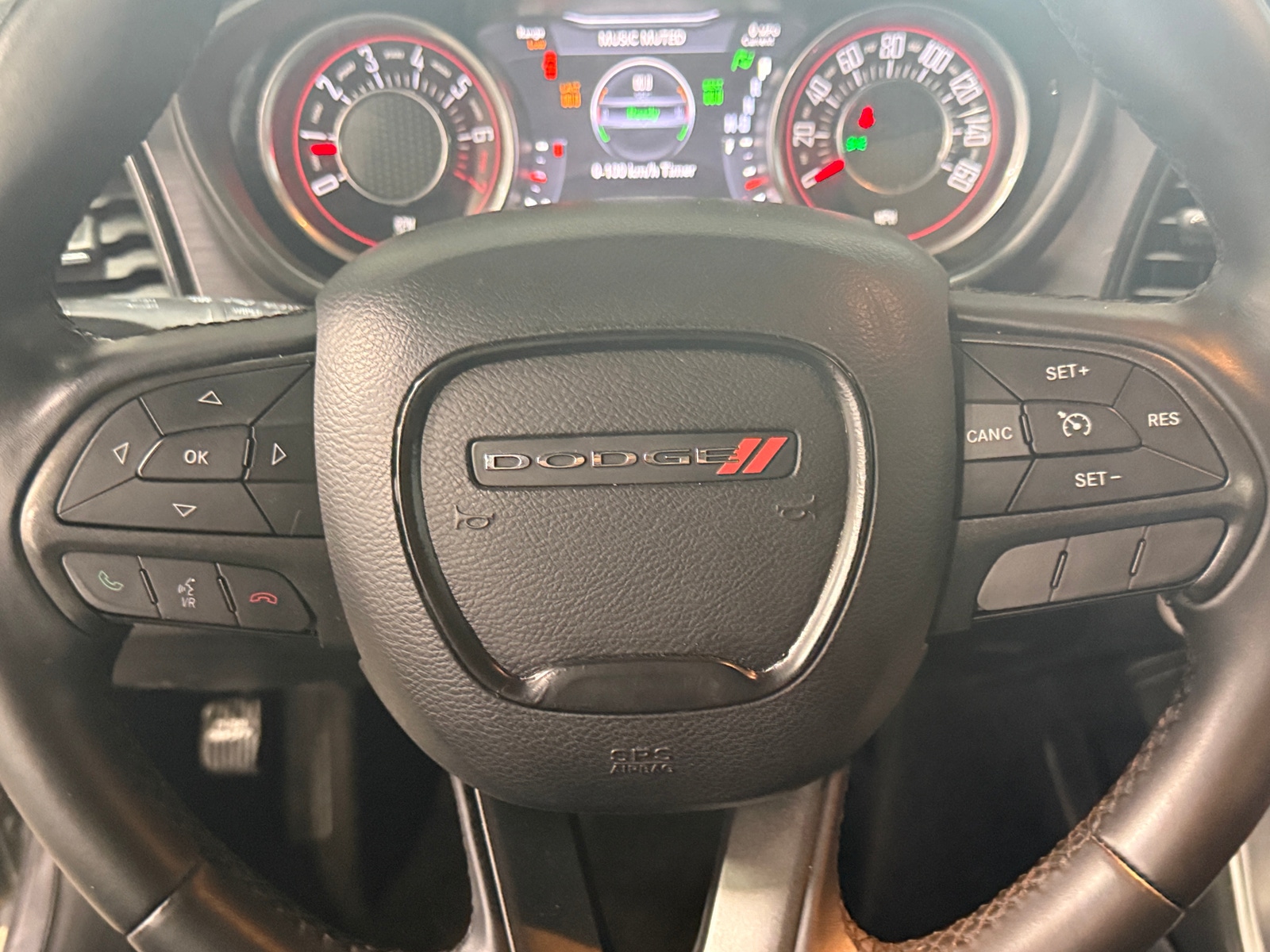 Thumbnail: 2015 Dodge Challenger - 4