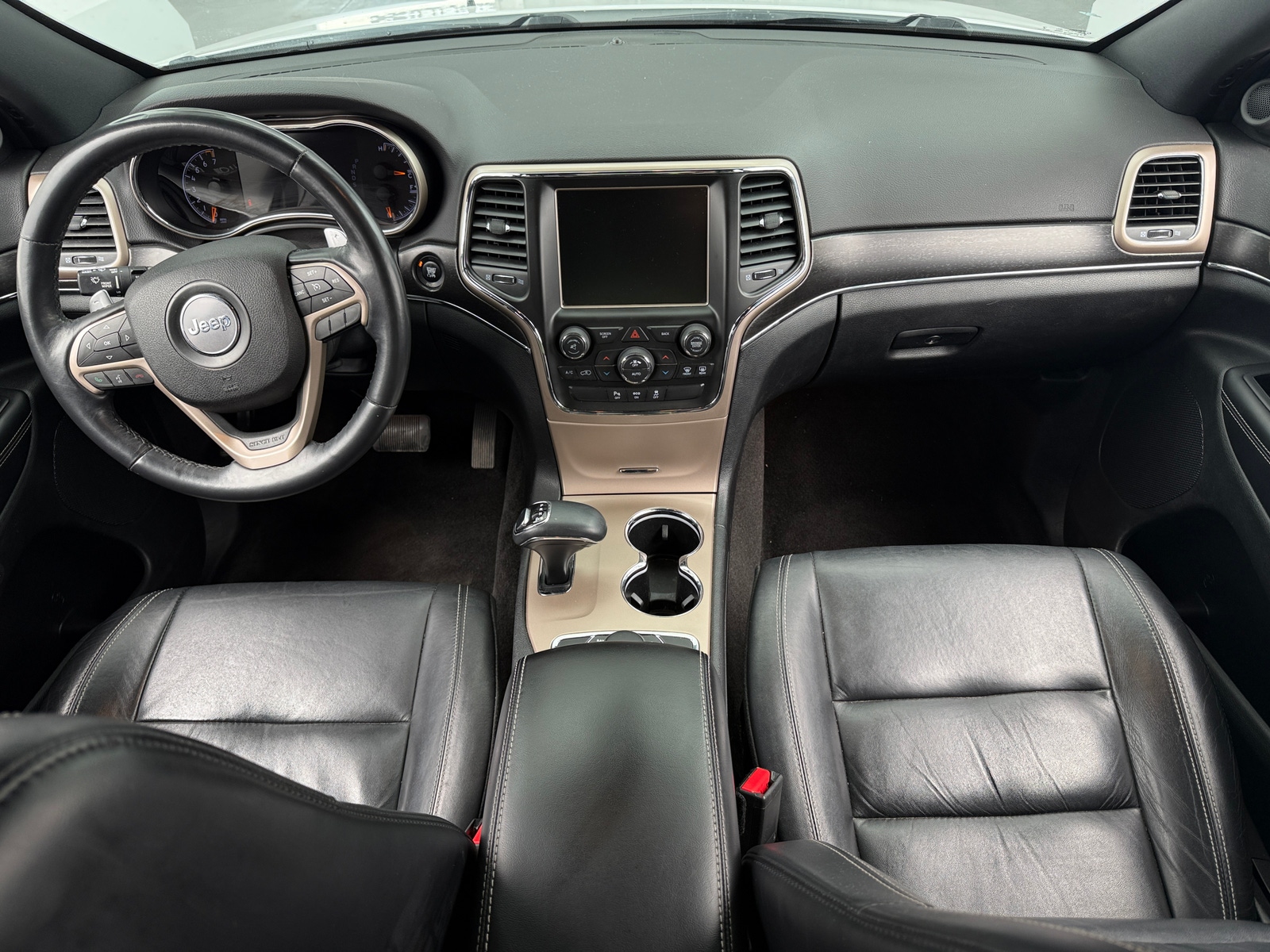 Thumbnail: 2015 Jeep Grand Cherokee - 2