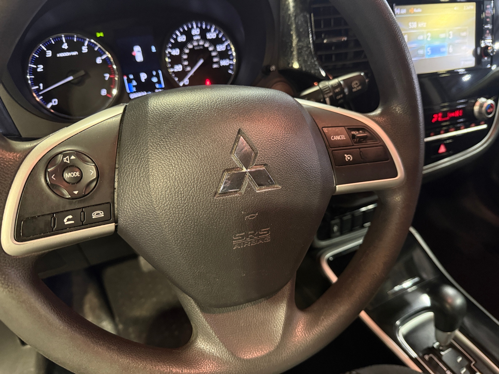 Thumbnail: 2020 Mitsubishi Outlander - 5