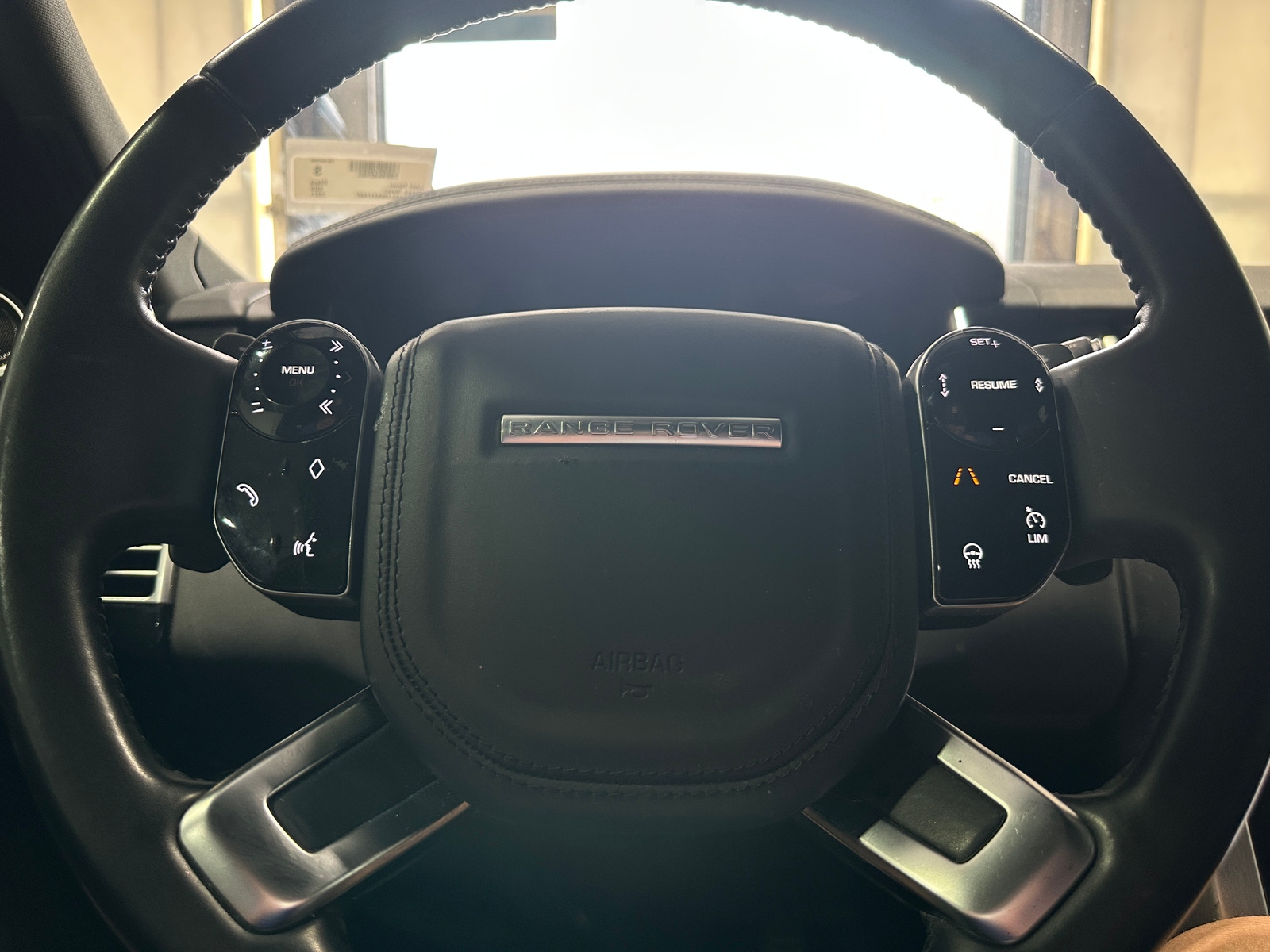 Thumbnail: 2021 Land Rover Range Rover - 4