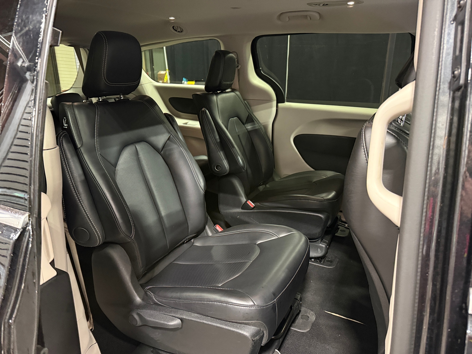 Thumbnail: 2024 Chrysler Pacifica - 5