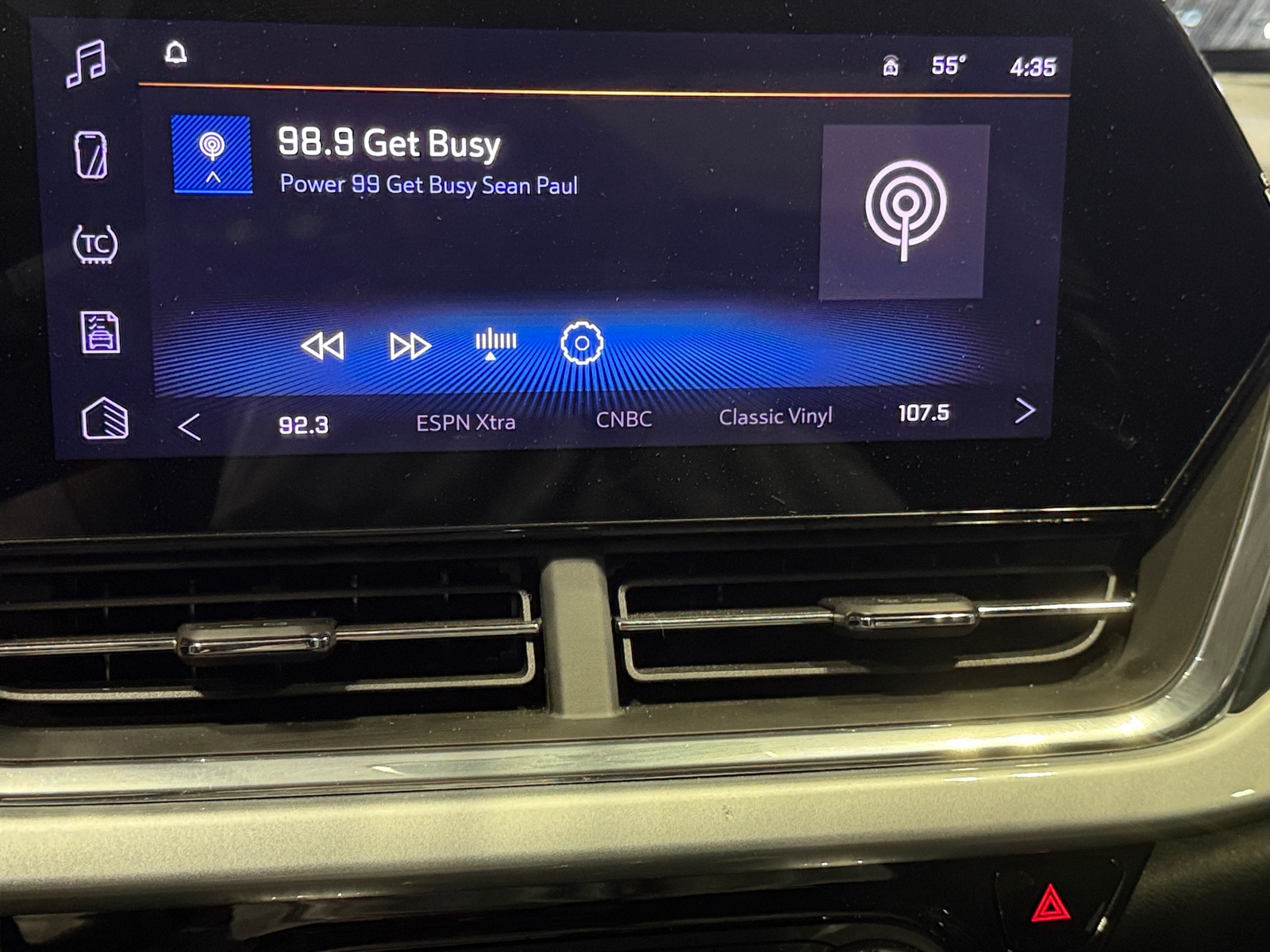 Thumbnail: 2025 Chevrolet Trax - 4