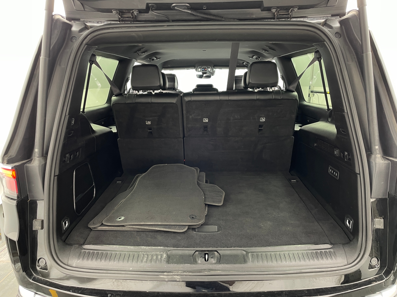 Thumbnail: 2024 Jeep Wagoneer - 6