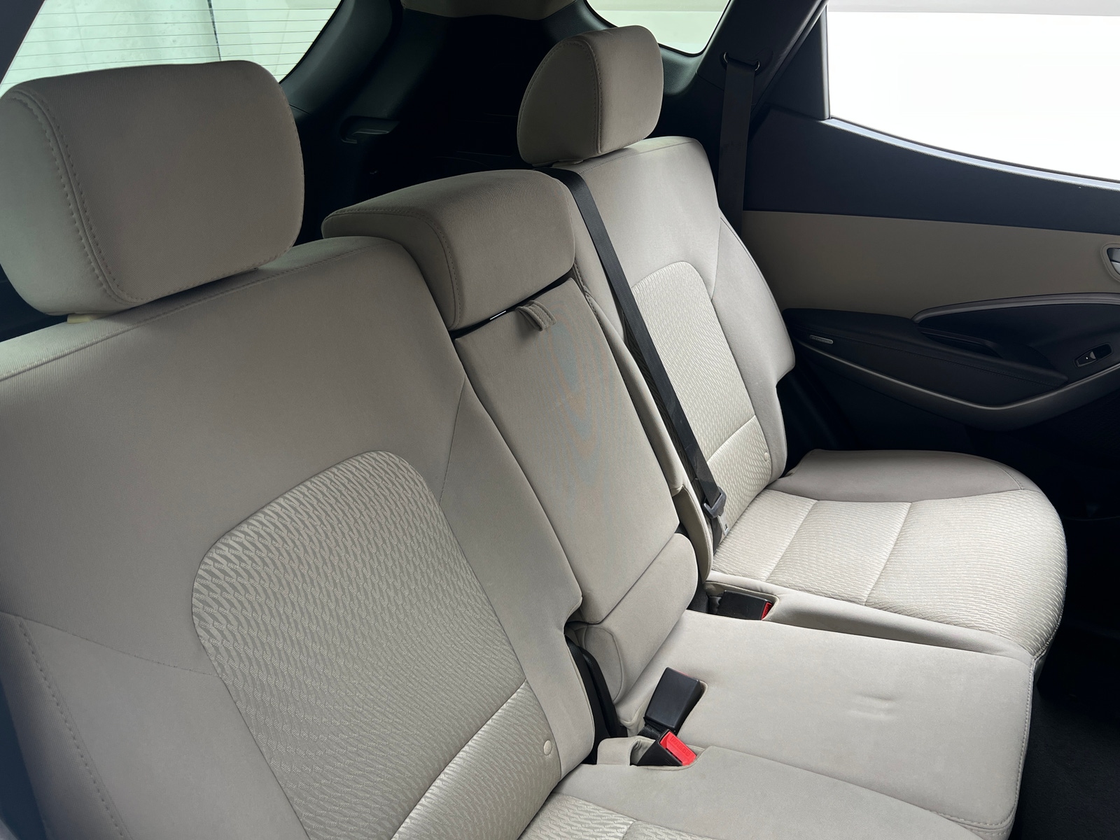 Thumbnail: 2016 Hyundai Santa Fe - 6