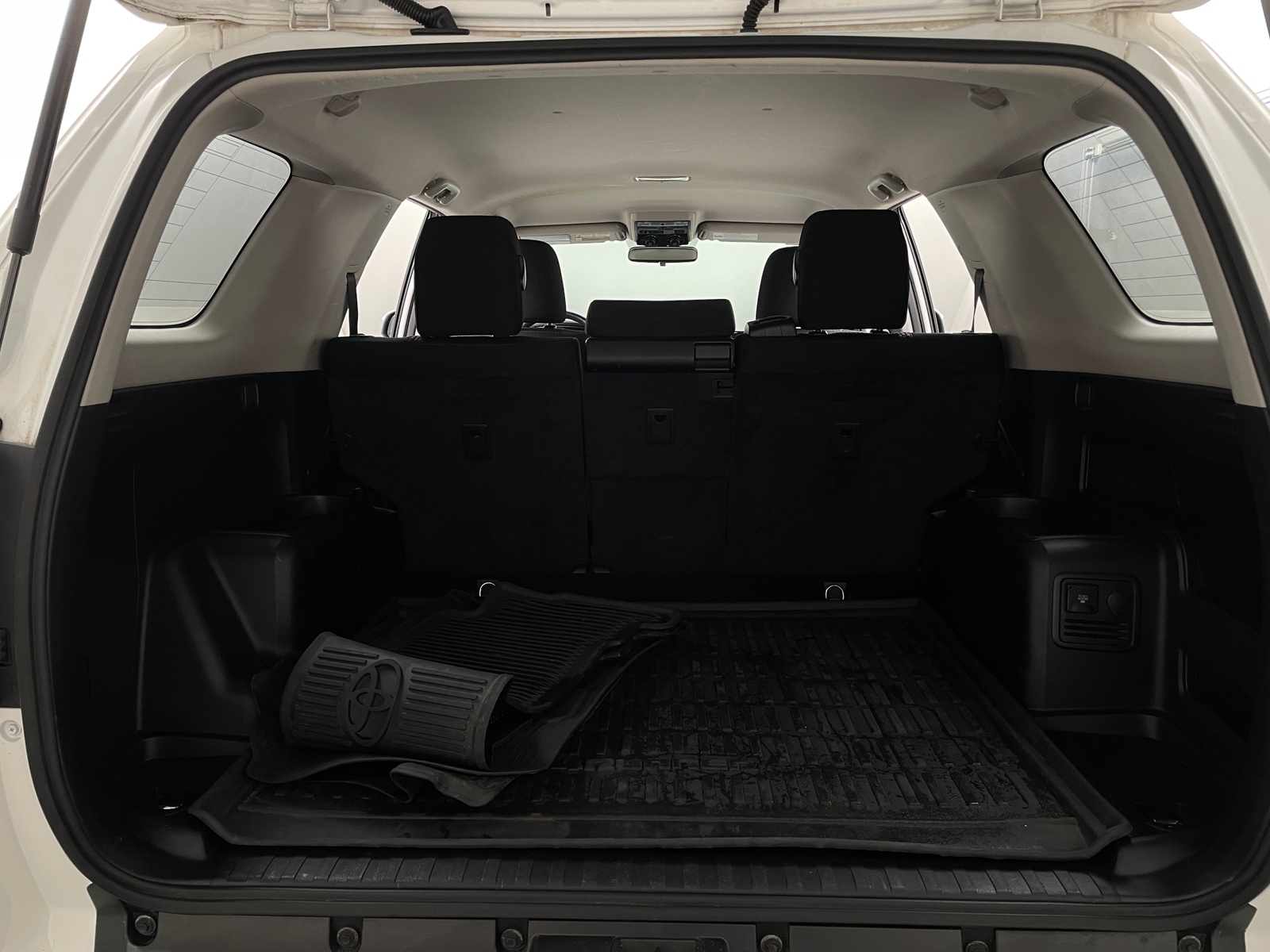 Thumbnail: 2019 Toyota 4Runner - 7