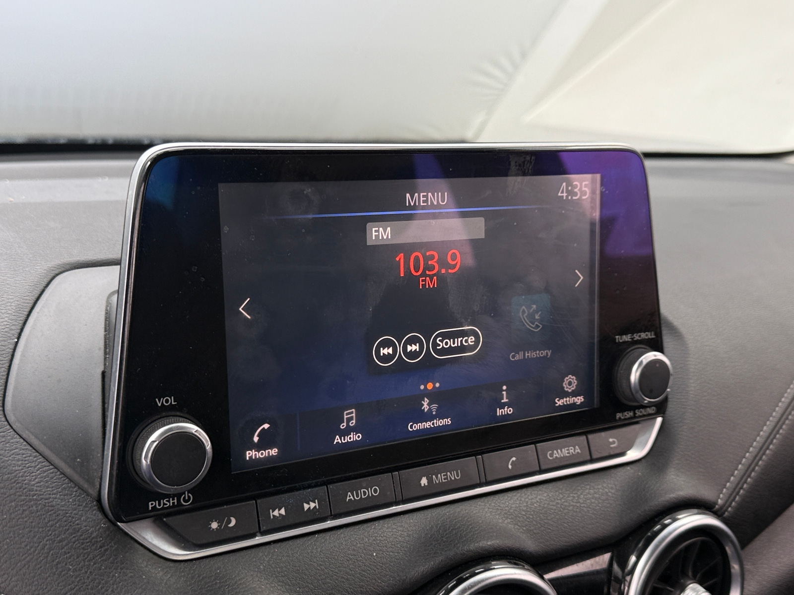 Thumbnail: 2020 Nissan Sentra - 4