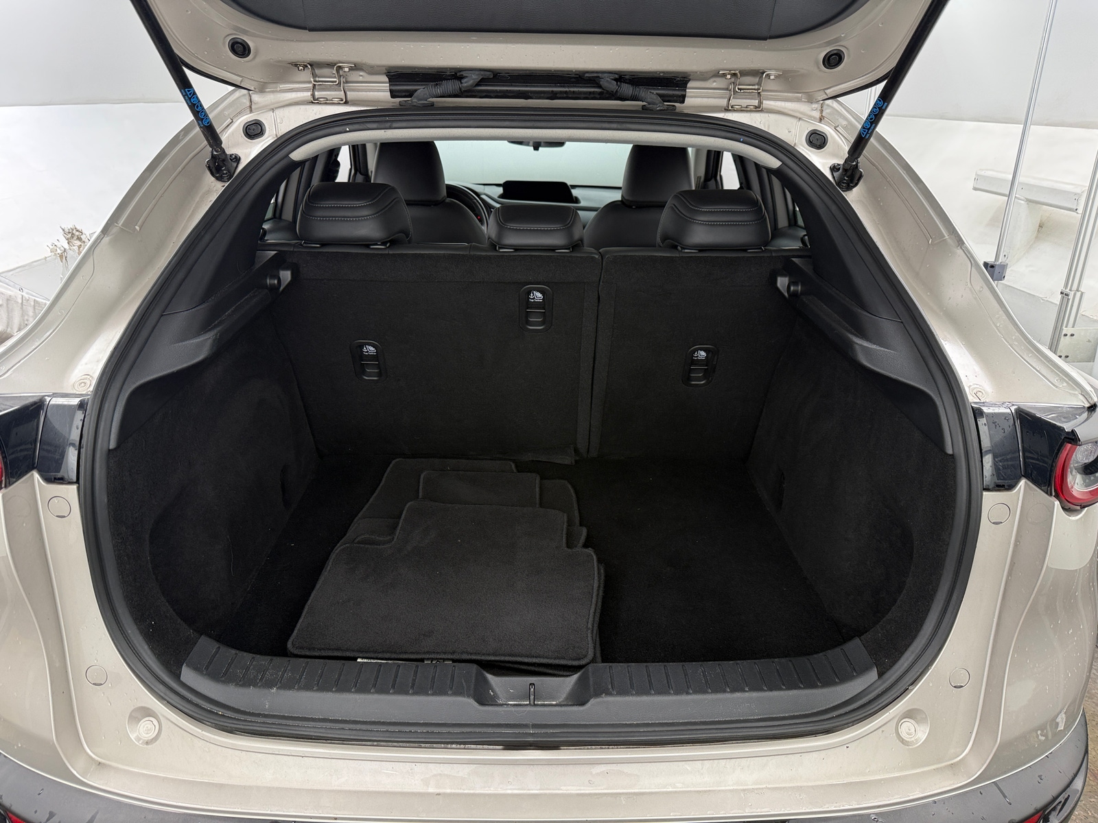 Thumbnail: 2023 Mazda CX-30 - 6