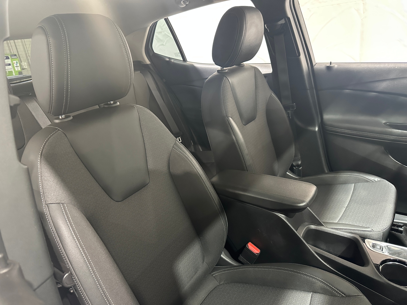 Thumbnail: 2024 Buick Encore GX - 2