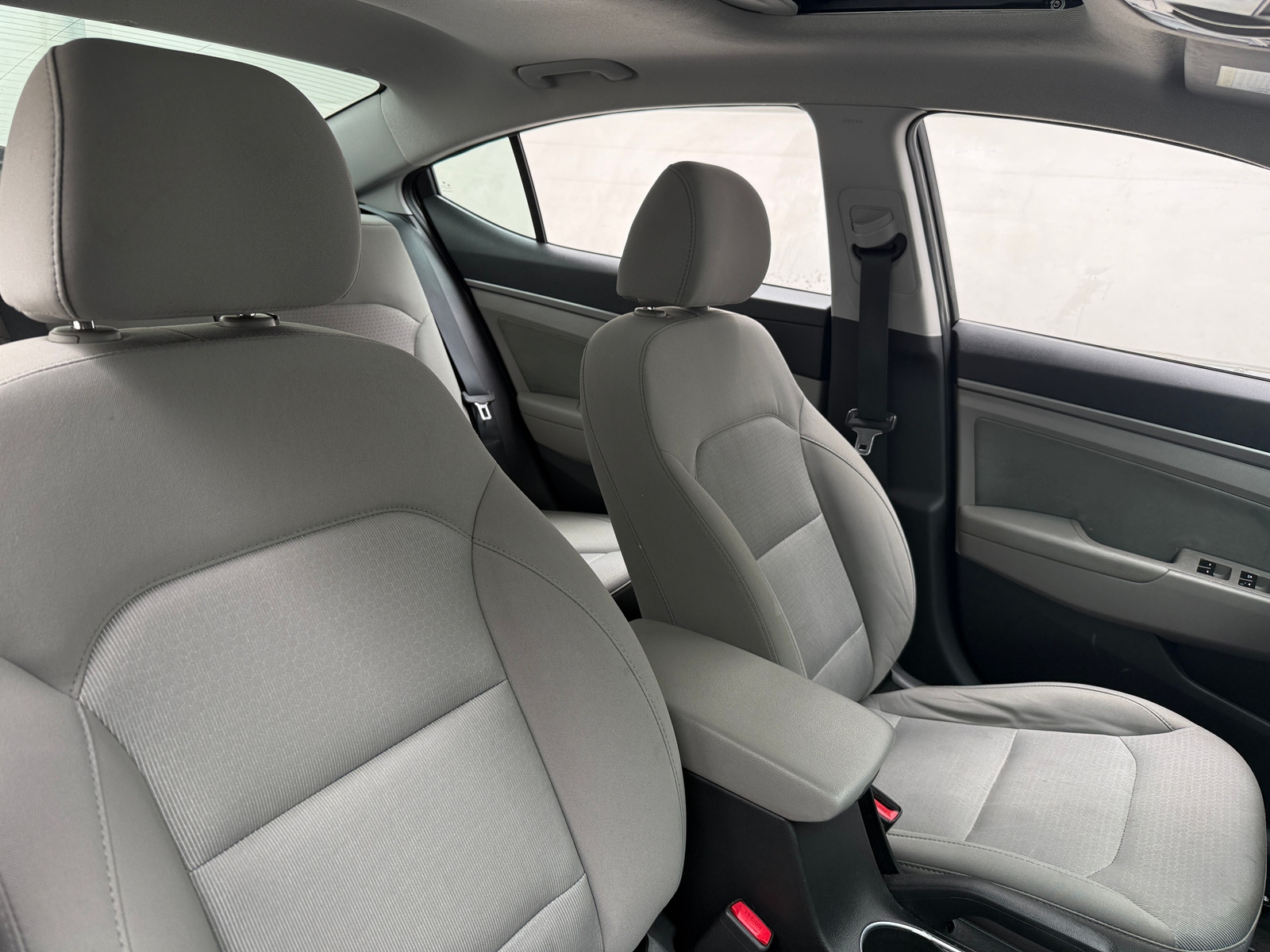 Thumbnail: 2018 Hyundai Elantra - 2