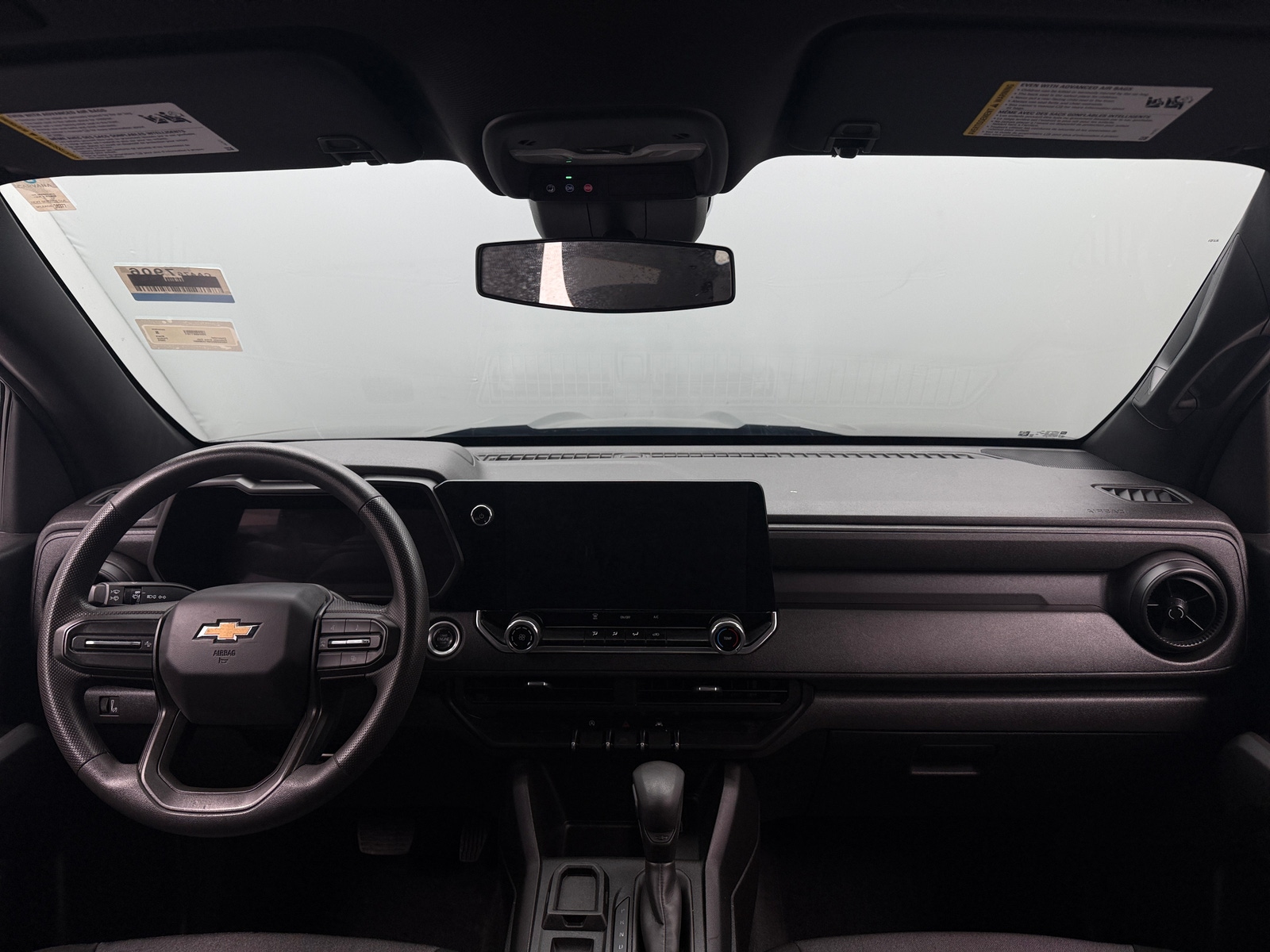 Thumbnail: 2024 Chevrolet Colorado - 3