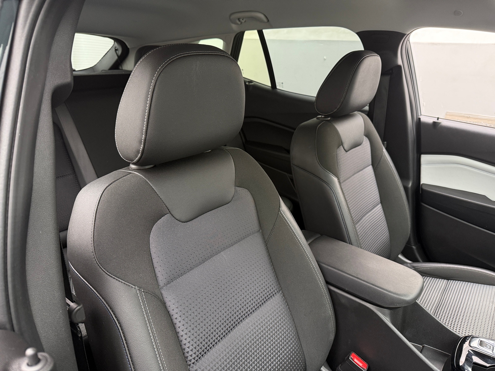 Thumbnail: 2025 Chevrolet Trax - 2