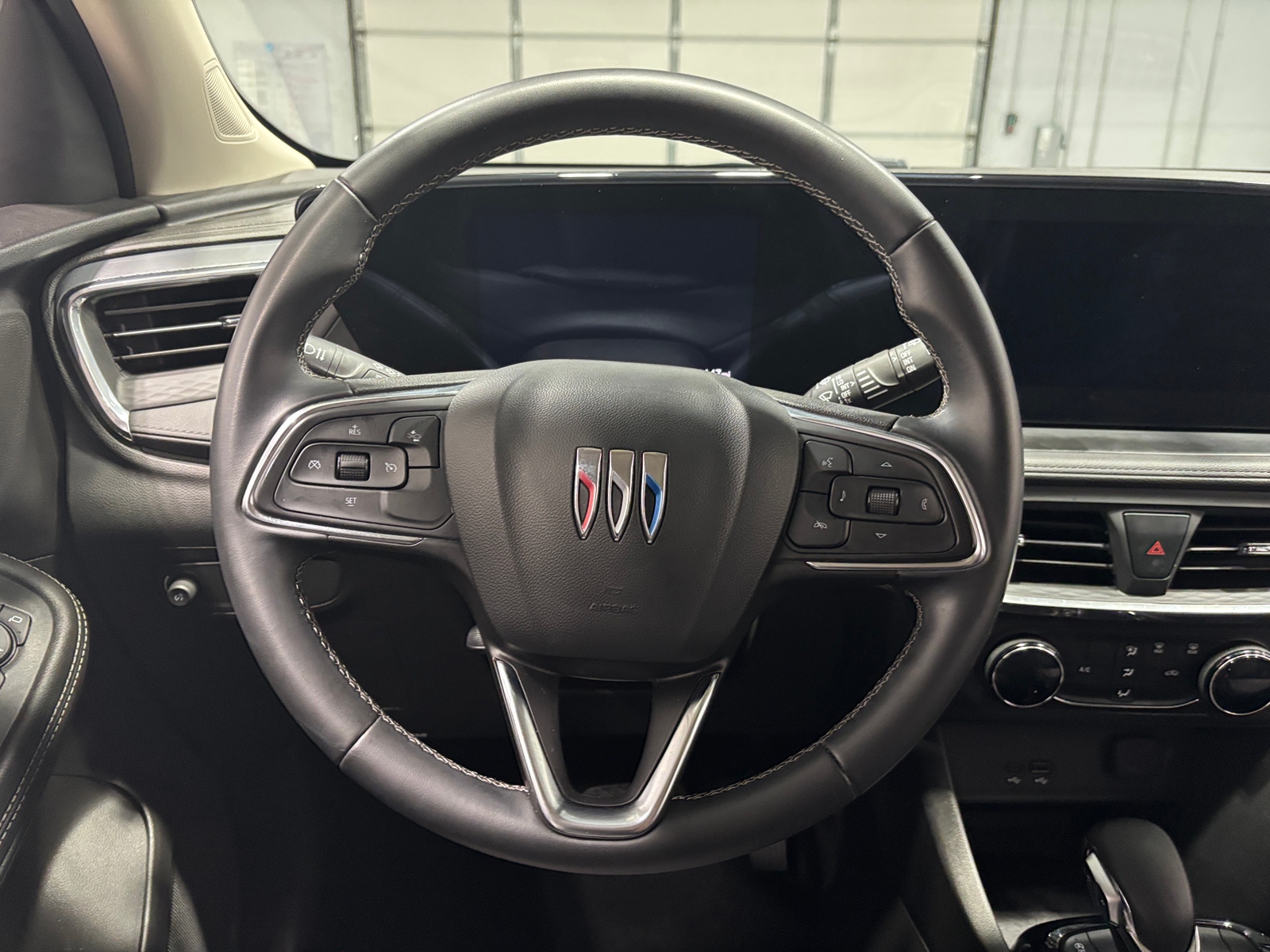 Thumbnail: 2025 Buick Encore GX - 5