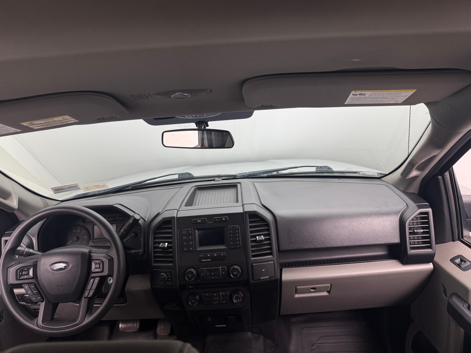 Thumbnail: 2018 Ford Econoline - 3